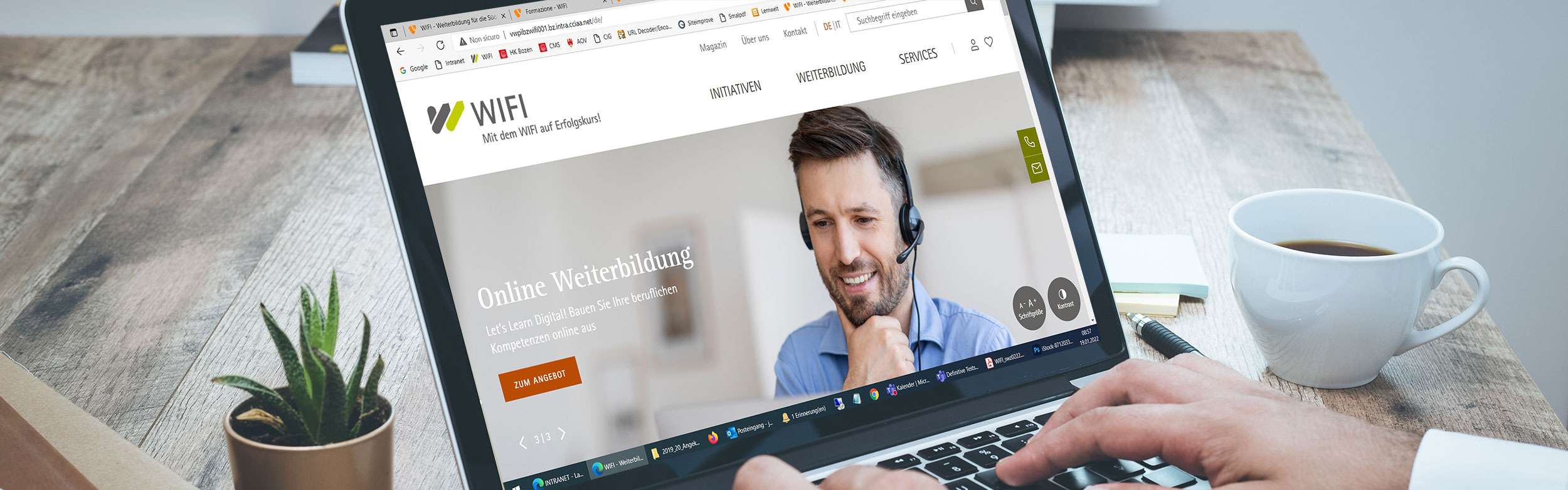 Schermo pc con il sito web del WIFI