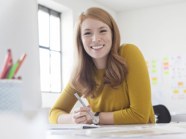 Frau im Büro