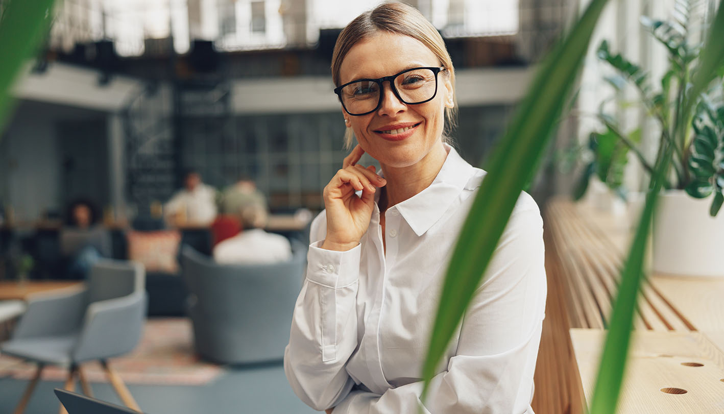 Frau im Büro